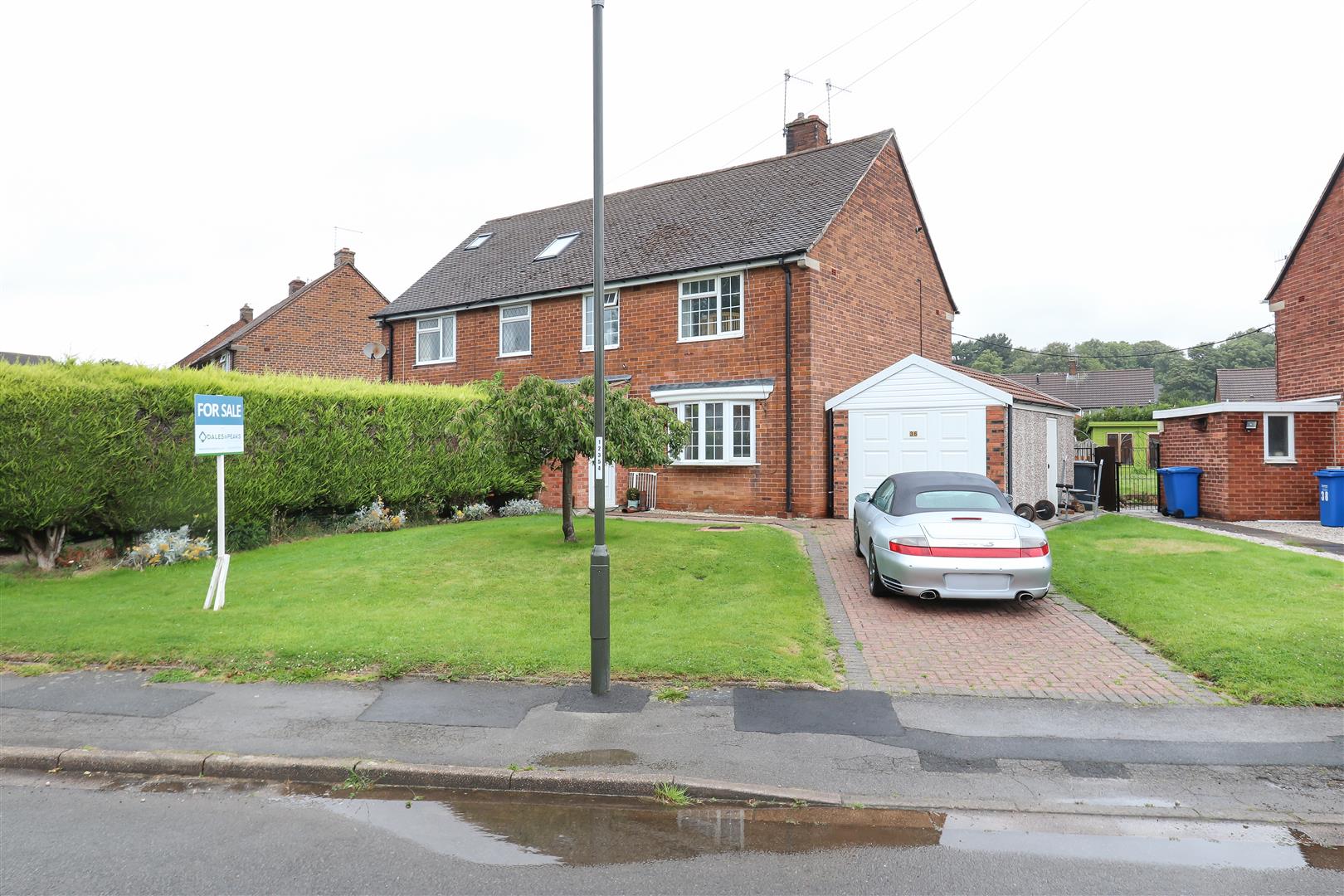 Blandford Drive, Newbold, Chesterfield, S41 8QT Dales and Peaks